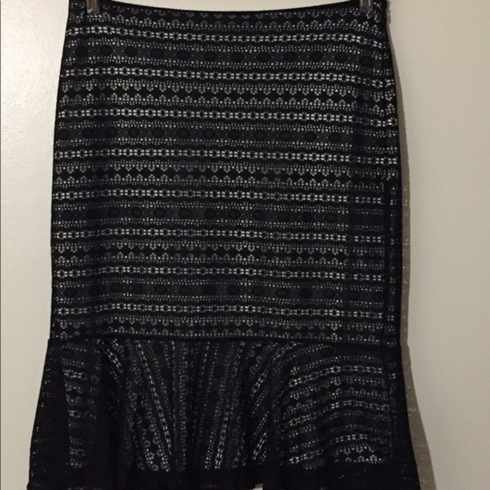 Worthington lace overlay mermaid style skirt sz 10